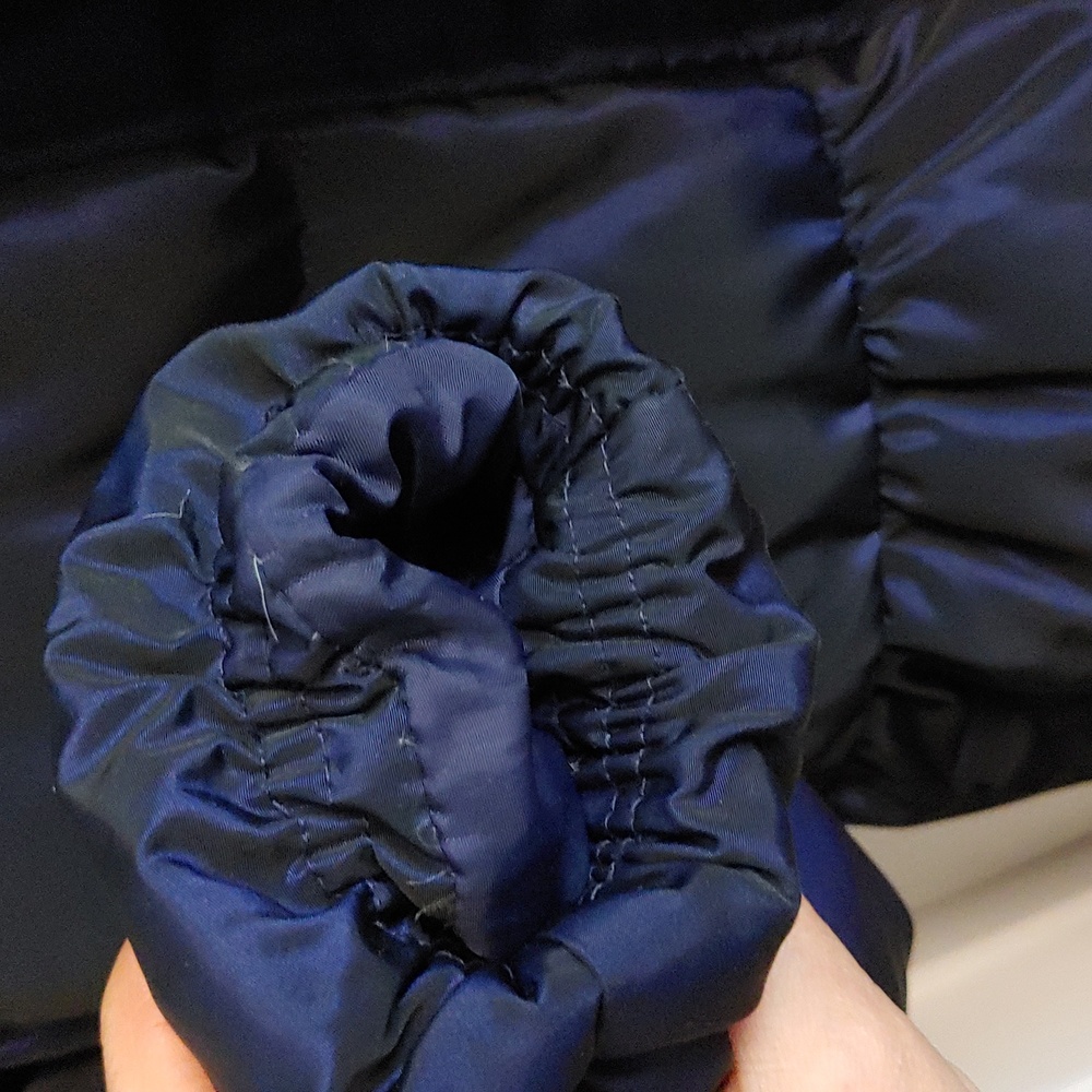 ❄️ Gap Girl's Heavy Weight Down Puffer Jacket / Coat - Picture 7 of 7